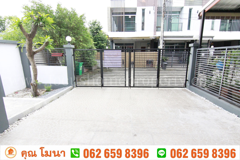 ขาย ไอ-เพลส รามอินทรา 23 ทาวน์โฮม 3 ชั้น หลังมุม  